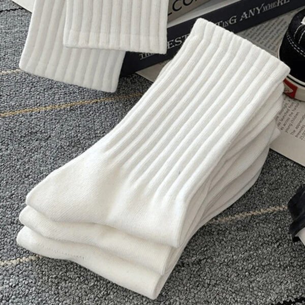 Autumn and Winter Man Mid Length Socks - Image 2